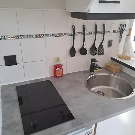 Climatise Odalys Nouvelle Box 5 G ,saint Loup,piscine ,parking Prive Et Superette *