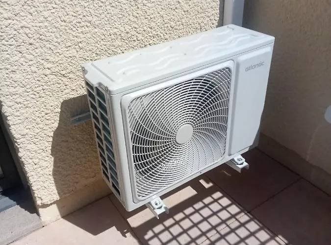 Climatise Odalys Nouvelle Box 5 G ,saint Loup,piscine ,parking Prive Et Superette *