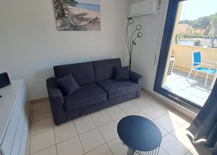 Climatise Odalys Nouvelle Box 5 G ,saint Loup,piscine ,parking Prive Et Superette